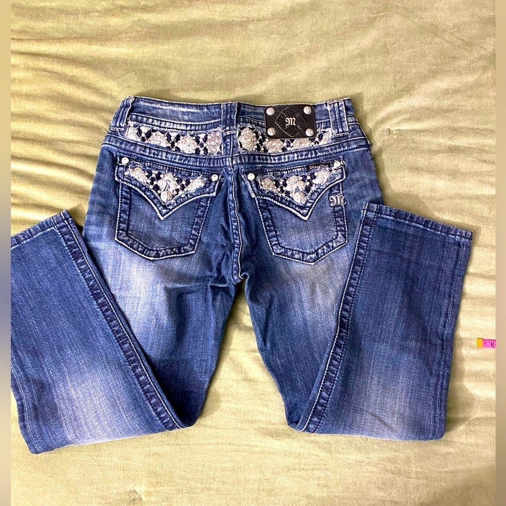 Miss Me boyfriend jeans capris size 28.  X-10